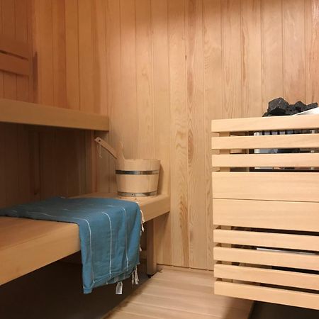 Lichtdurchflutete Ferienwohnung Mit Panorama-Sicht Und Schwimmbad/Sauna Muralto Eksteriør bilde