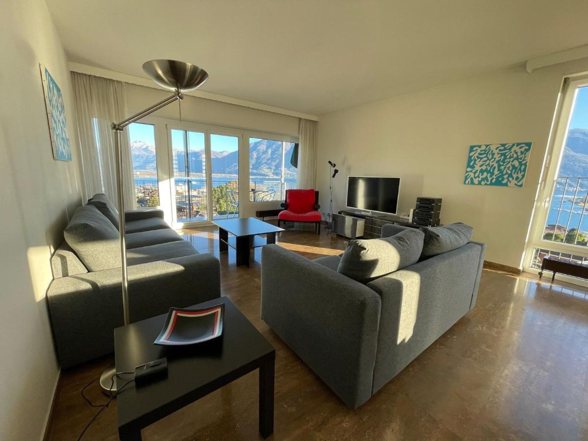 Lichtdurchflutete Ferienwohnung Mit Panorama-Sicht Und Schwimmbad/Sauna Muralto Eksteriør bilde